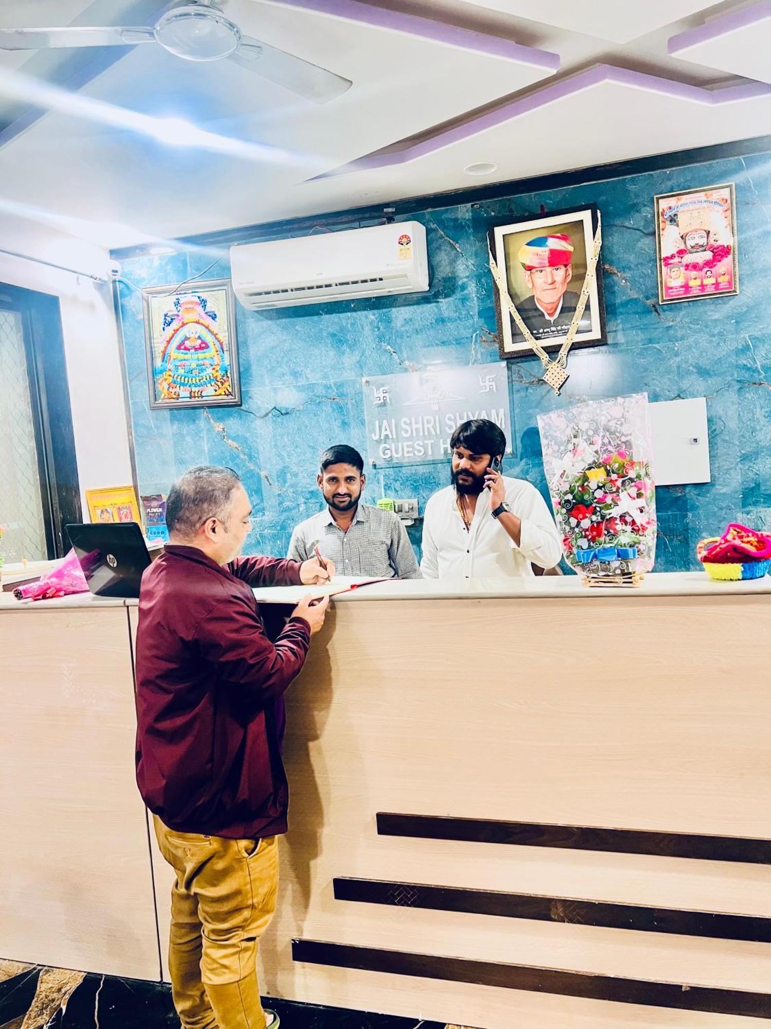 Shree Shyam Hotel Toran Dawar Khātu المظهر الخارجي الصورة